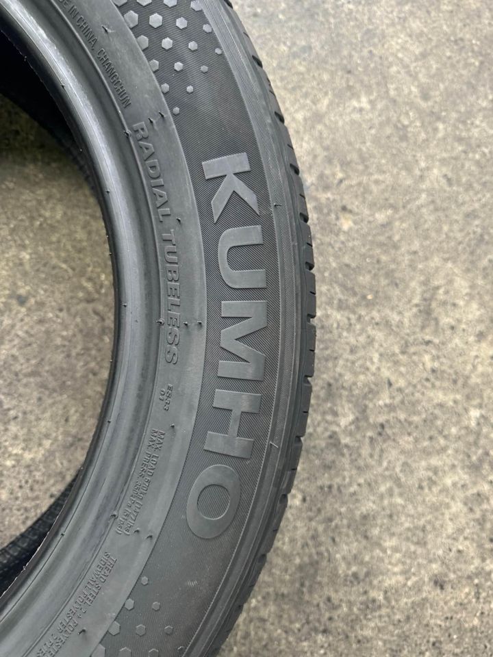 215/55R17 KUMHO ES33 ECOWING TYRE