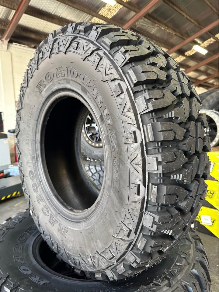 32X11.5R15 ROADCRUZA RA3200 MUD TYRE