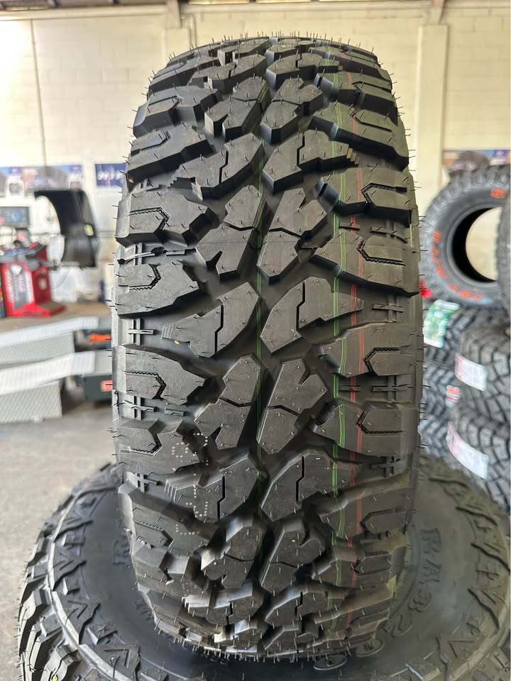 32X11.5R15 ROADCRUZA RA3200 MUD TYRE