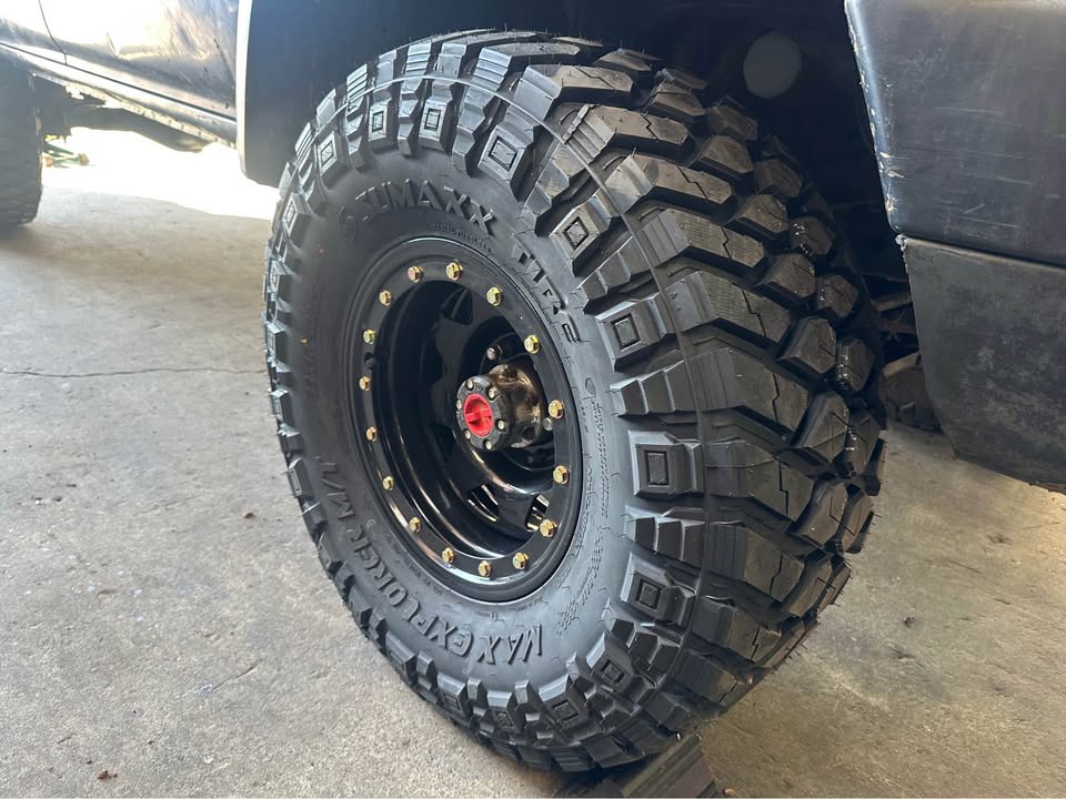 33x12.5R15 Sumaxx Mud Tyres & 15x8 Imitation Beadlock Steel Rims Combo Deal- Price Includes shipping to Mainfreight depot