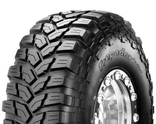 205/70R15 Maxxis M8060 Trepador 6PR 104Q Tyre