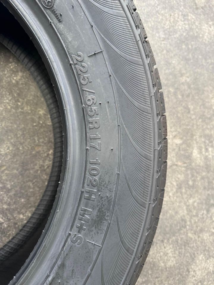 225/65R17 KUMHO SOLUS KL21 TYRE