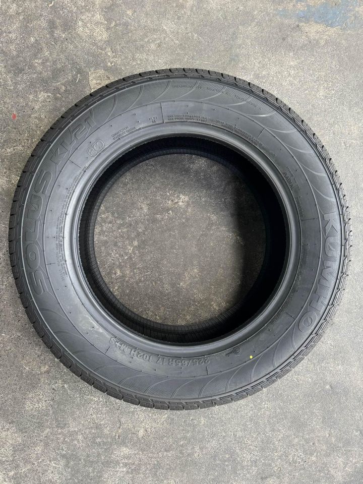 225/65R17 KUMHO SOLUS KL21 TYRE