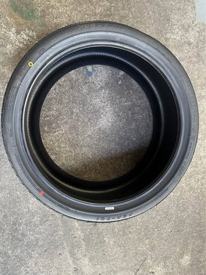 255/35R20 FORTUNE FSR-701 TYRE