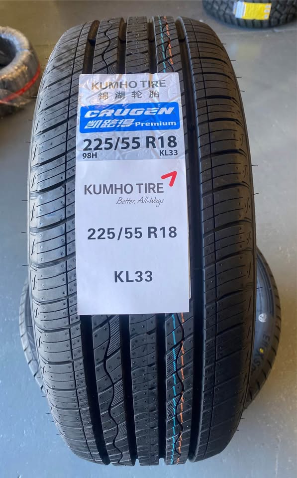 Premium 4 Pack - 225/55R18 Kumho Crugen KL33