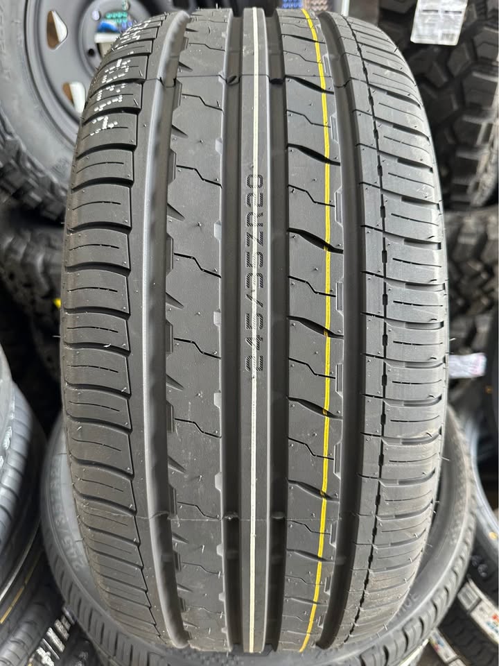 245/35R20 ROYAL BLACK ROYAL PERFORMANCE TYRE