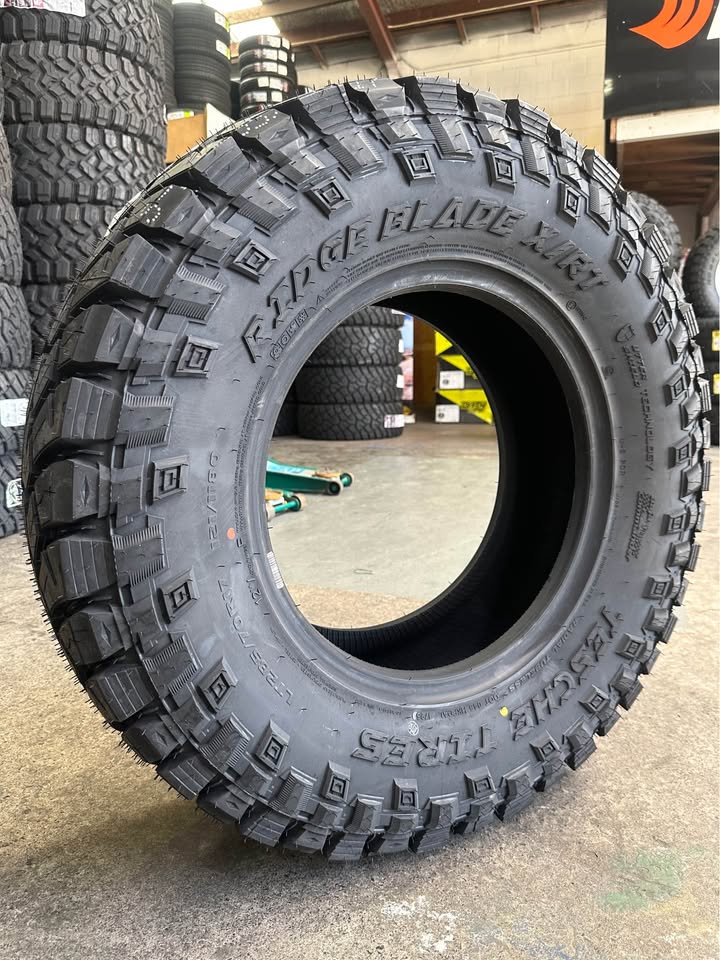 285/70R17 TESCHE RIDGE BLADE X/RT- 12PLY PREMIUM TYRE