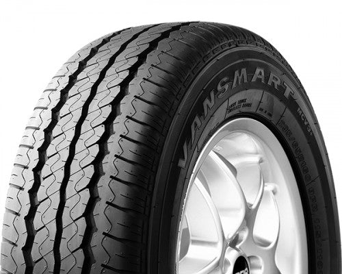 225/55R17C Maxxis MCV3+ 8PR 109/107H Tyre